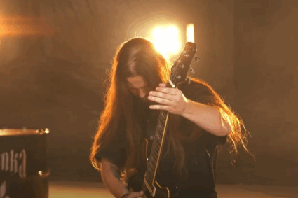 Enkrenka – Desordem e Regresso (feat Quevin Lenhani) (LIBRAS)